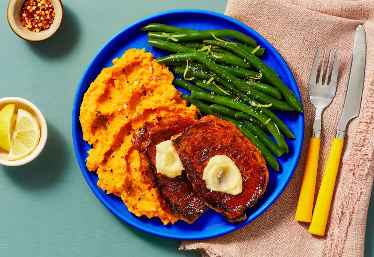 I Tried HelloFresh Gluten-Free Meals: Here's 10 of My Favorites Honey Butter BBQ Pork Cutlets with Mashed Sweet Potatoes & Lemony Green Beans