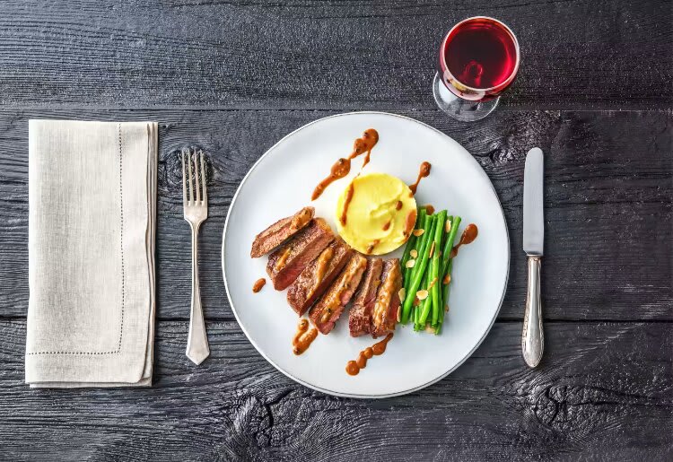 I Tried HelloFresh Gluten-Free Meals: Here's 10 of My Favorites New York Strip Steak with Truffled Mashed Potatoes and Green Beans Almandine
